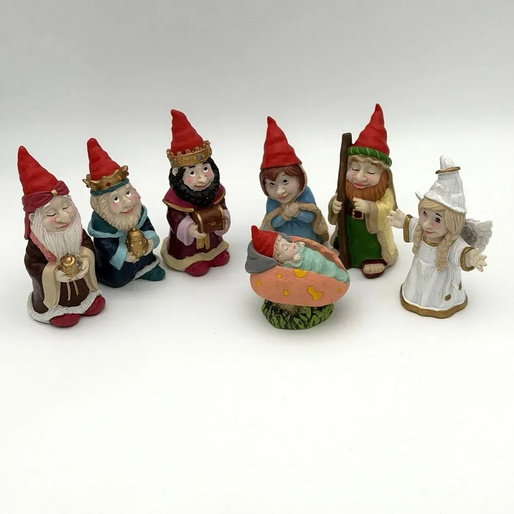 Vintage Gnome Nativity Set 7 Piece Resin Christmas Village Manger Scene